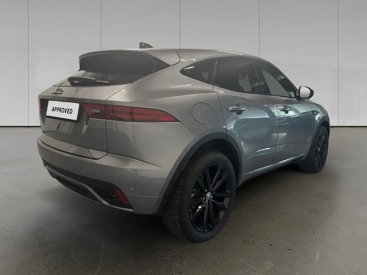 Usata Jaguar E-Pace R-Dynamic 163 CV (119 kW) 2024 Grigio SUV