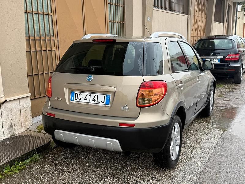 Usata Fiat Sedici Dynamic 2007 Grigio SUV