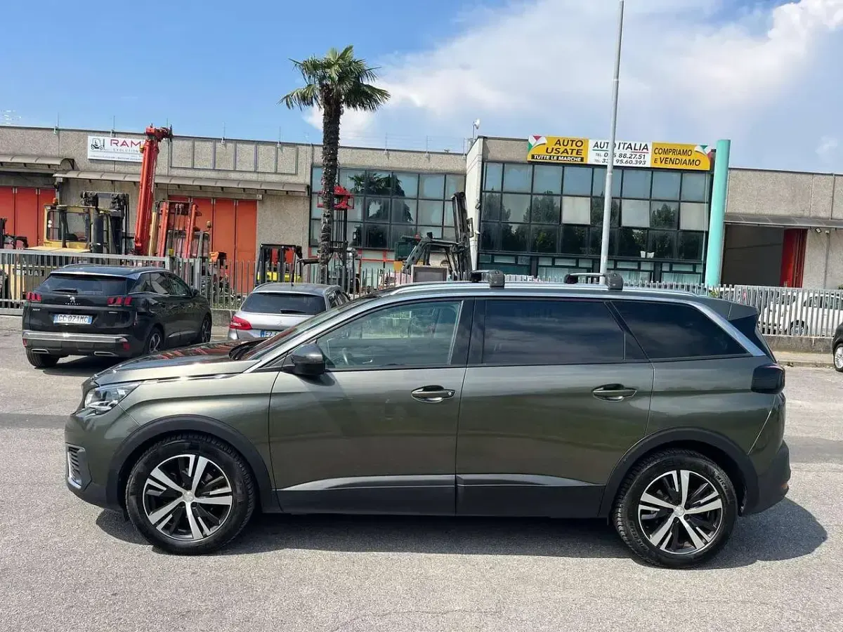 Usata Peugeot 5008 Active 120 CV (88 kW) 2017 Grigio SUV