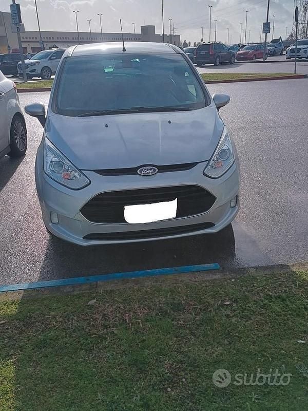 Grigio Usata 2017 Ford B-MAX Titanium Monovolume | 6250 € (Super prezzo) - Immagine 1/4