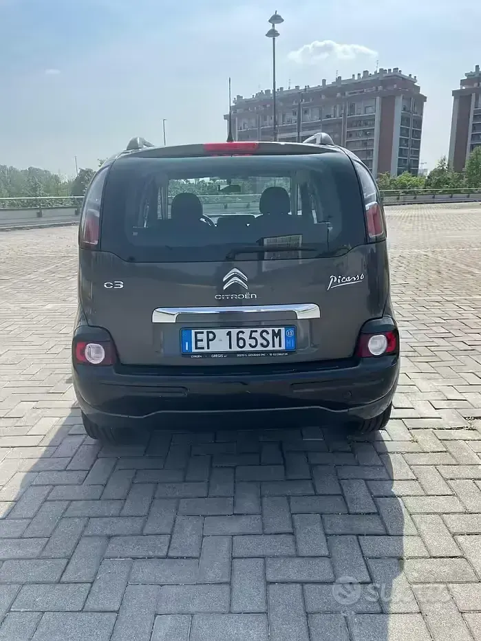 Usata Citroën C3 Picasso Seduction 95 CV (69 kW) 2013 Grigio Monovolume