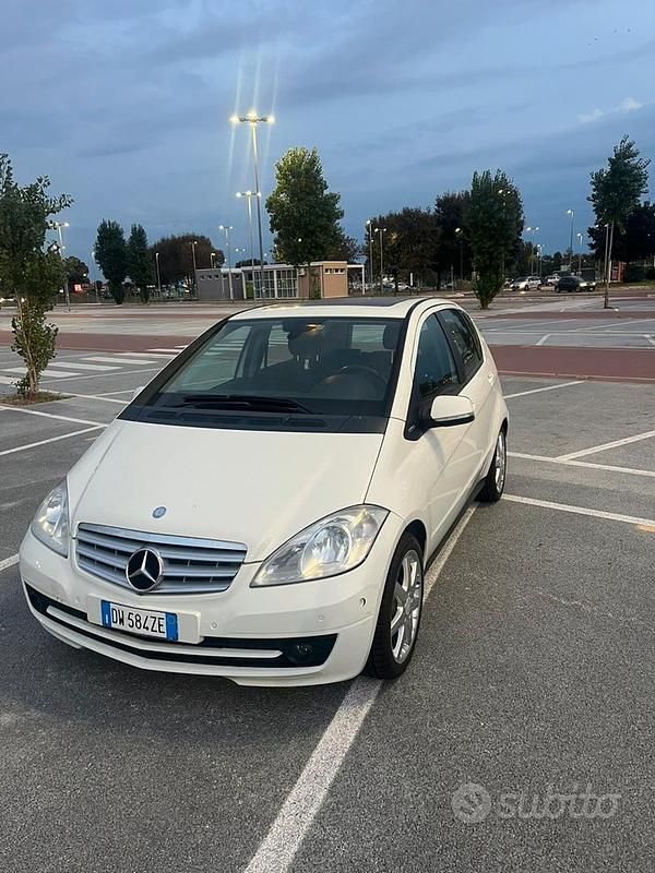 Usata Mercedes A150 Classic 95 CV (69 kW) 2009 Bianco Berlina