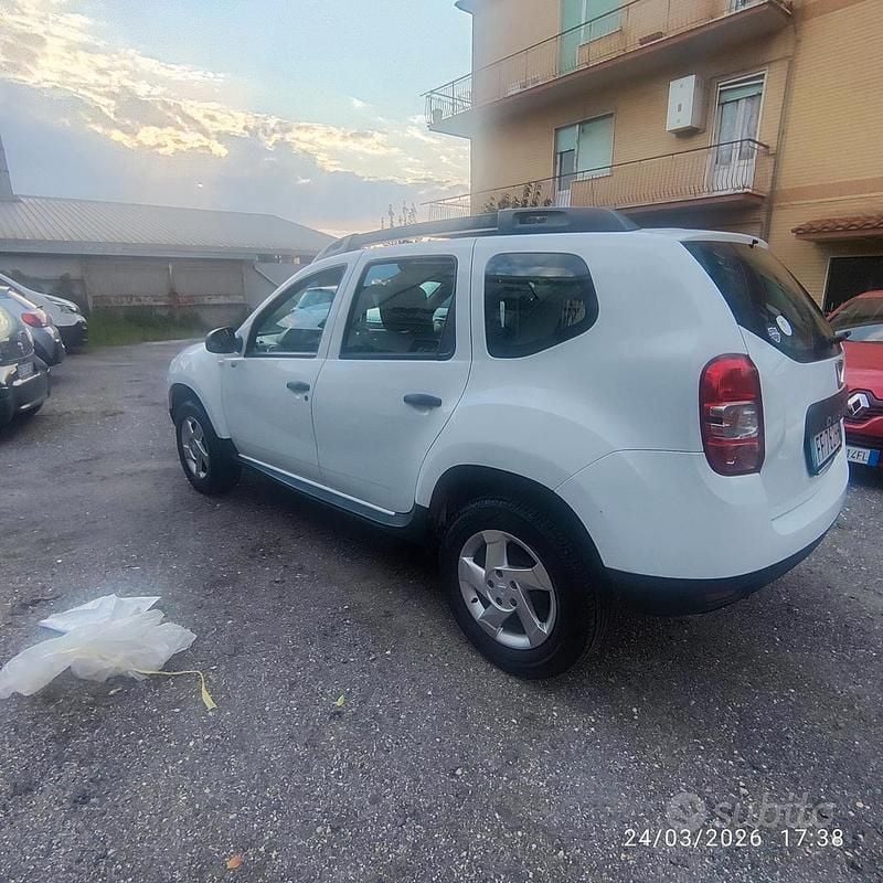 Usata Dacia Duster Ambiance 90 CV (66 kW) 2017 Bianco SUV