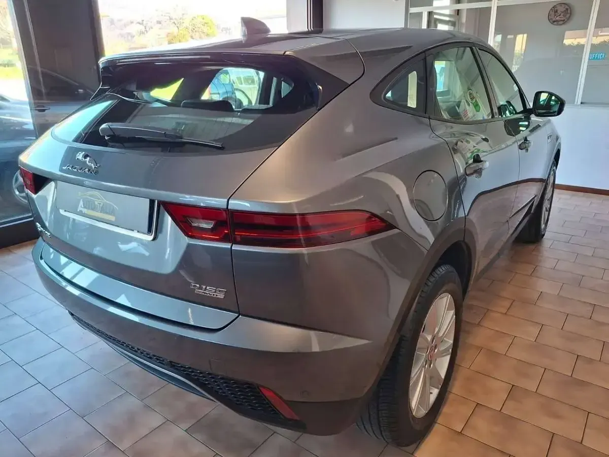 Usata Jaguar E-Pace 150 CV (110 kW) 2019 Grigio SUV