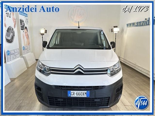 Usata Citroën Berlingo 102 CV (75 kW) 2023 Bianco pastello Monovolume