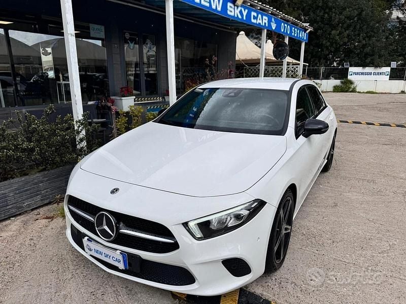 Usata Mercedes A180 Premium 115 CV (84 kW) 2022 Bianco Berlina
