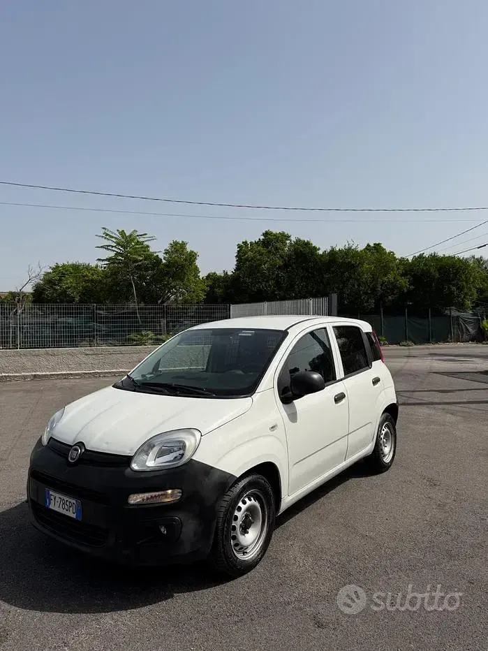 Usata Fiat Panda Pop 69 CV (50 kW) 2019 Bianco Utilitaria