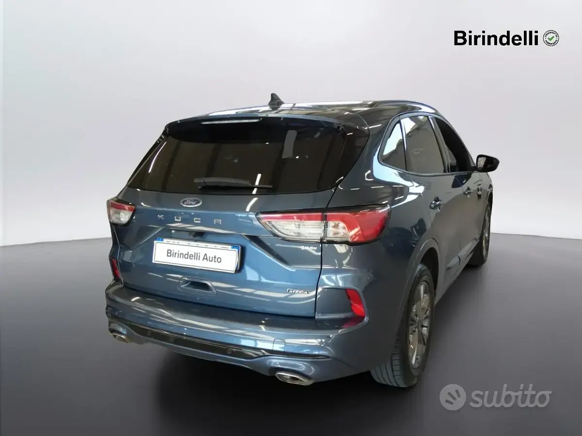 Usata Ford Kuga ST-Line 152 CV (111 kW) 2022 Blu SUV