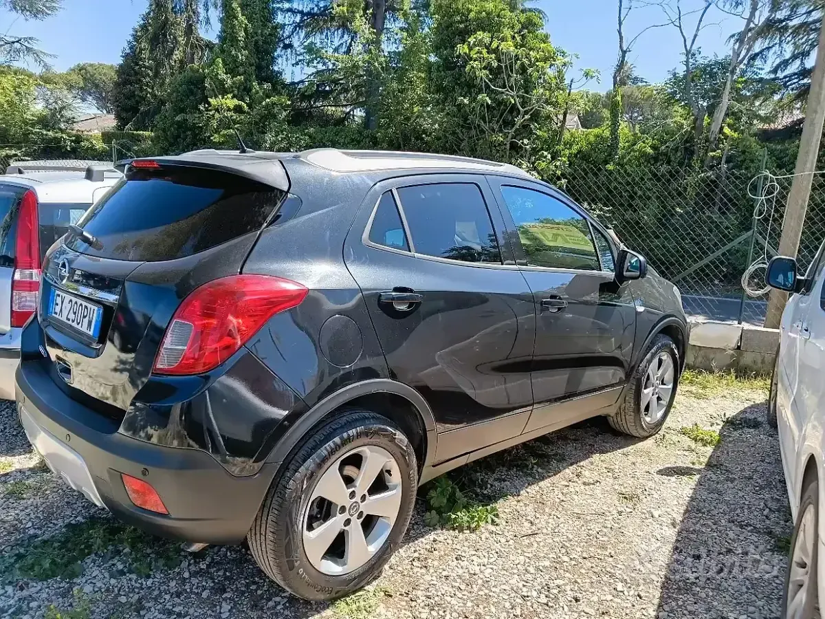 Usata Opel Mokka 116 CV (85 kW) 2014 Nero SUV