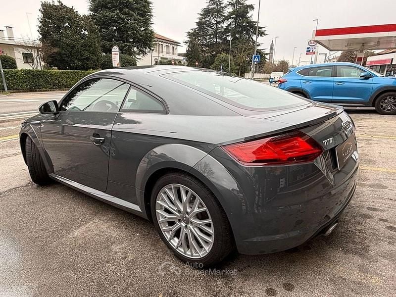 Usata Audi TT S-Line 179 CV (131 kW) 2017 Gray Coupé