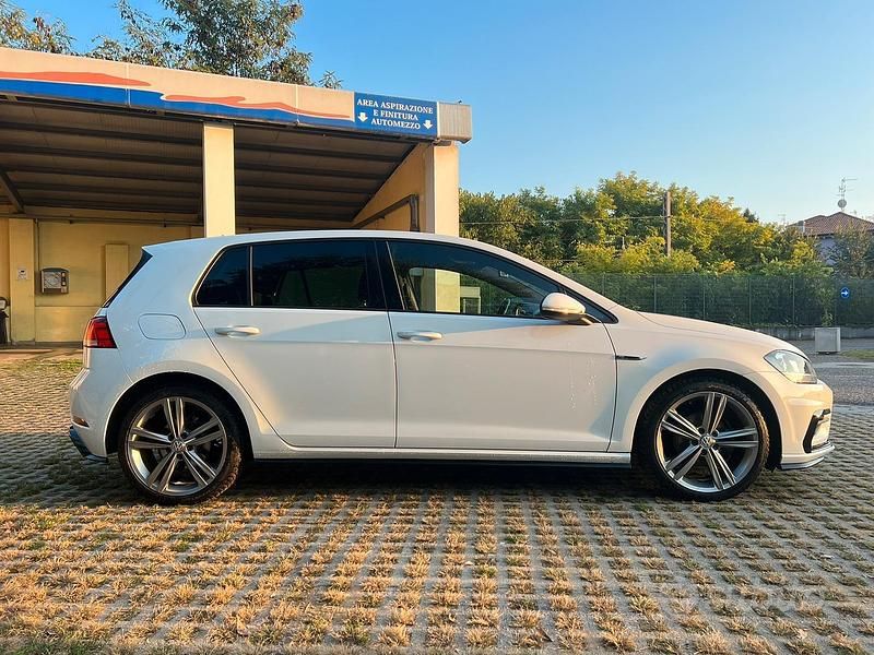 Usata VW Golf VII R-line 2019 Bianco Berlina