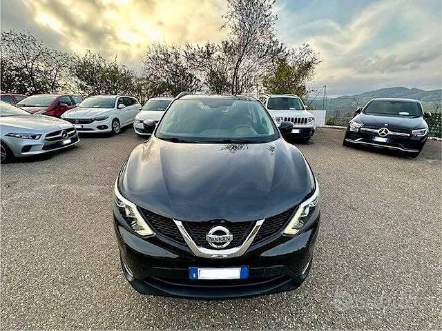 Usata Nissan Qashqai Acenta 110 CV (80 kW) 2017 Nero SUV