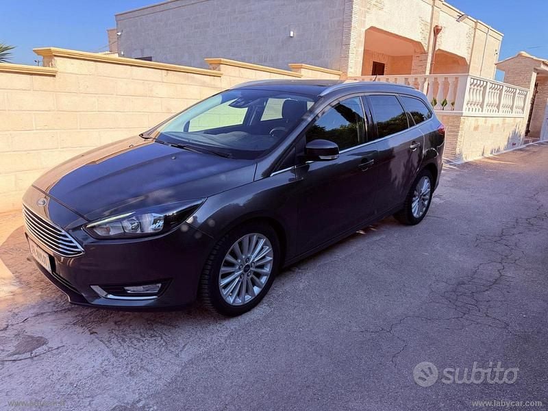 Usata Ford Focus Titanium 120 CV (88 kW) 2018 Station wagon