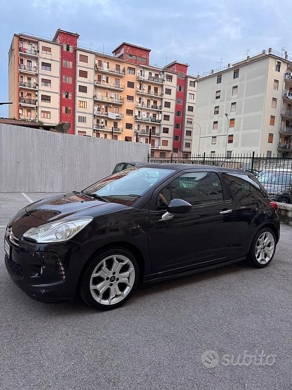 Usata Citroën DS3 90 CV (66 kW) 2011 Nero Utilitaria