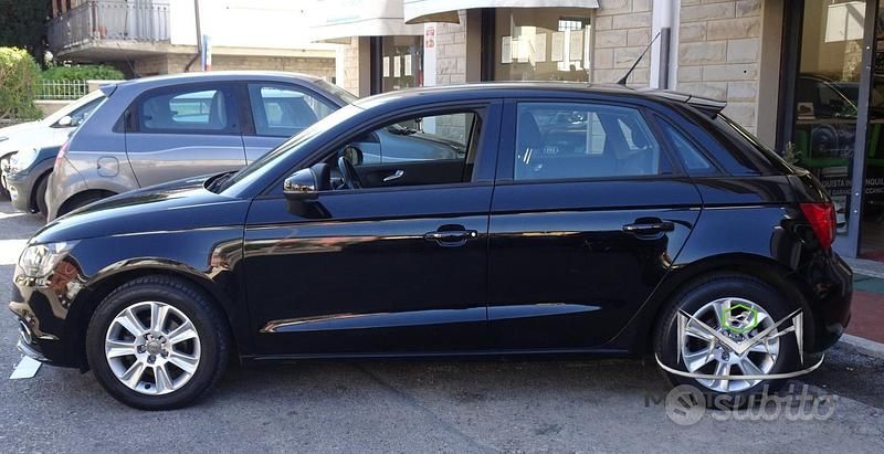 Usata Audi A1 Attraction 86 CV (63 kW) 2013 Nero Utilitaria