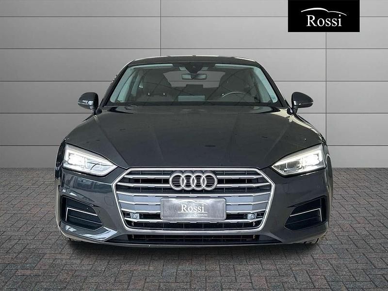 Usata Audi A5 190 CV (139 kW) 2018 Grigio scuro metallizzato Coupé