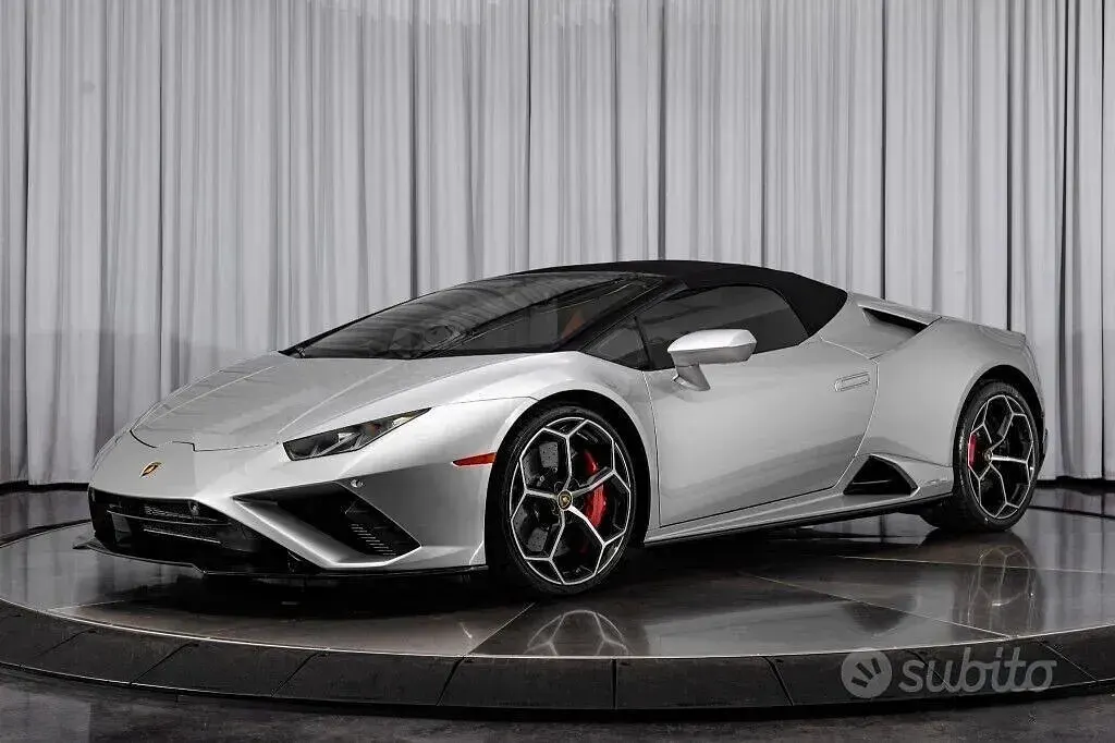 Usata Lamborghini Huracán 640 CV (470 kW) 2026 Cabrio