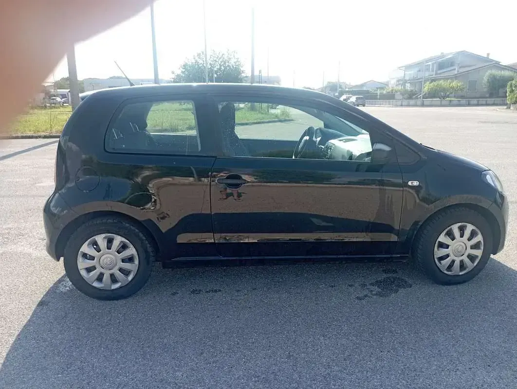 Usata VW up! 60 CV (44 kW) 2016 Utilitaria