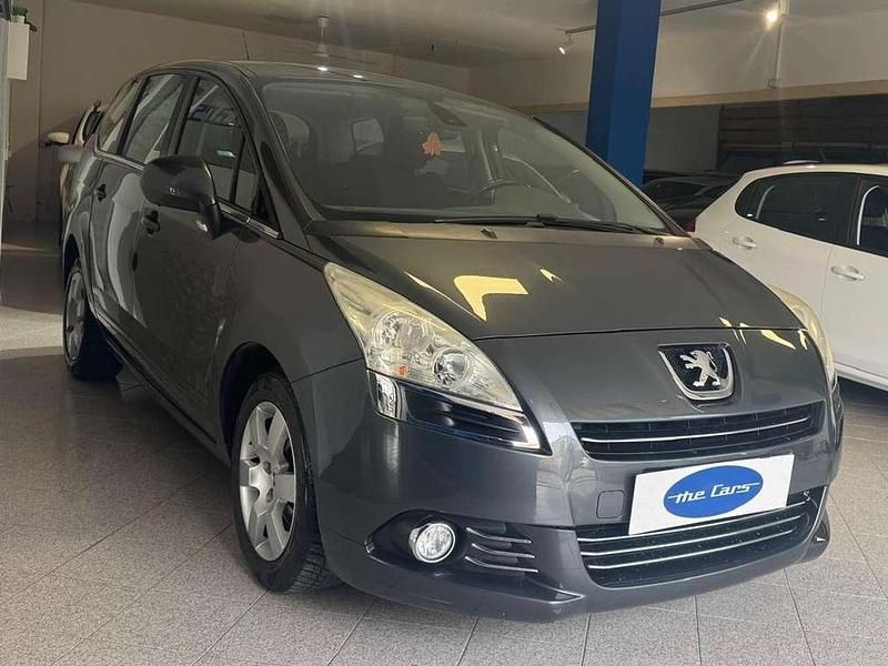 Usata Peugeot 5008 Premium 109 CV (80 kW) 2010 Nero Monovolume