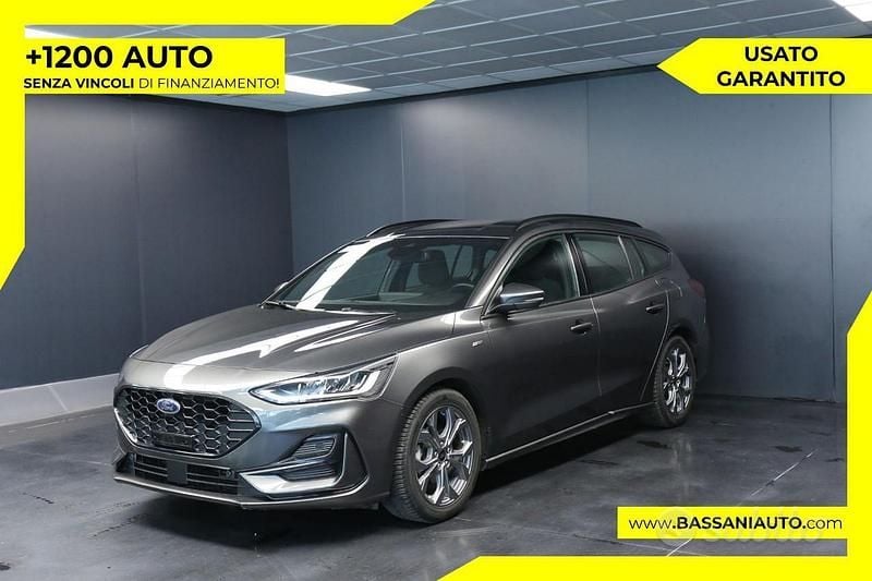 Usata Ford Focus ST-Line 125 CV (91 kW) 2023 Grigio Station wagon