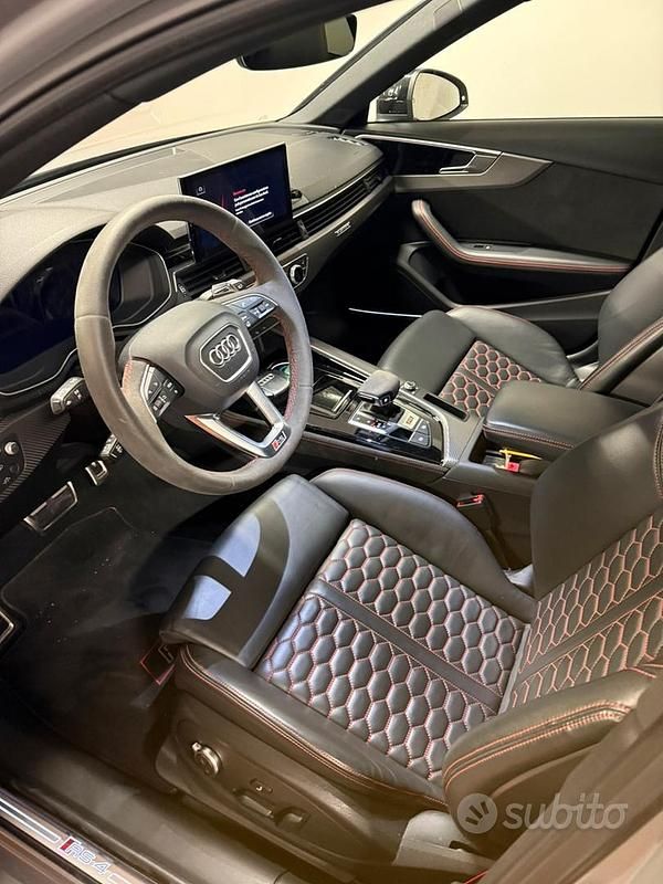 Usata Audi RS4 450 CV (330 kW) 2022 Grigio Station wagon