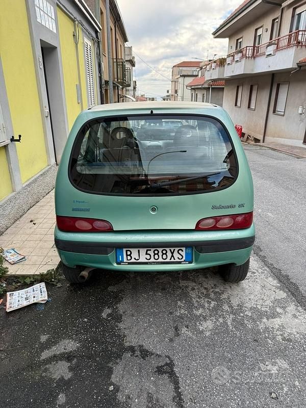 Usata Fiat 600 54 CV (39 kW) 2000 Berlina