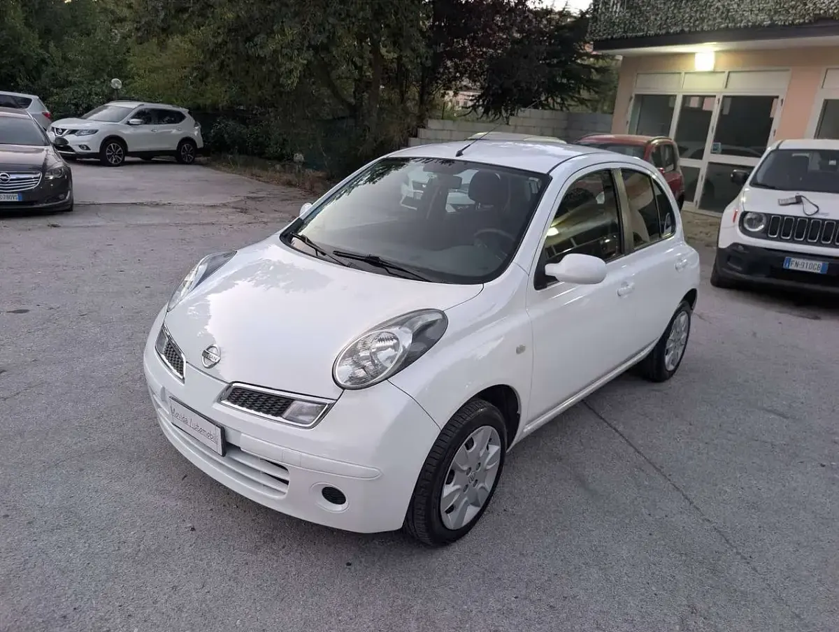 Usata Nissan Micra 80 CV (58 kW) 2009 Bianco Berlina