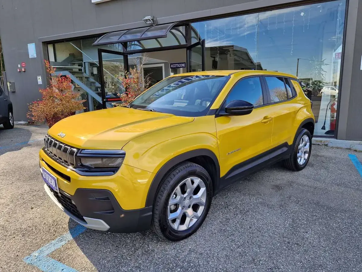 Usata Jeep Avenger Longitude 101 CV (74 kW) 2023 Giallo SUV
