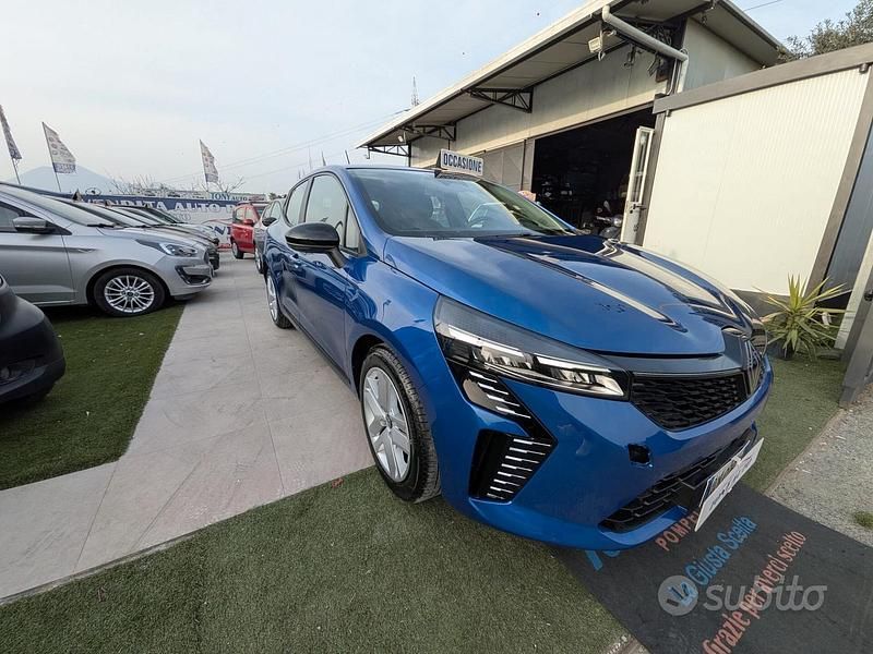 Usata Renault Clio V Esprit Alpine 91 CV (66 kW) 2025 Blu Berlina