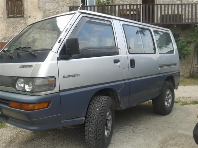 Mitsubishi l300 4wd