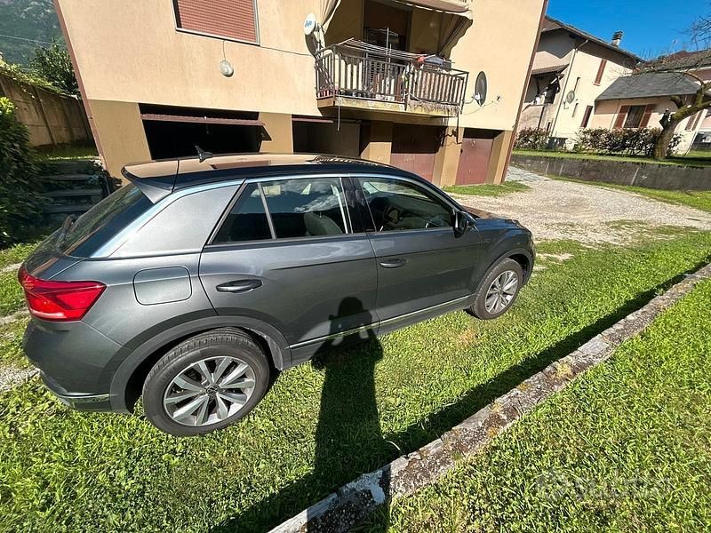 Usata VW T-Roc Style 110 CV (80 kW) 2021 Grigio SUV
