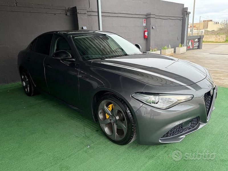 Usata Alfa Romeo Giulia Super 150 CV (110 kW) 2018 Grigio Berlina