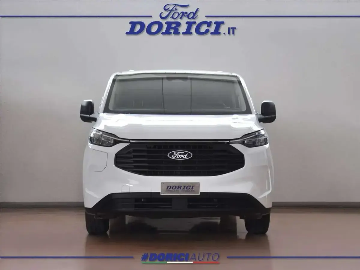 Nuova Ford Transit Custom Trend+ 232 CV (170 kW) 2026 Frozen white Furgone
