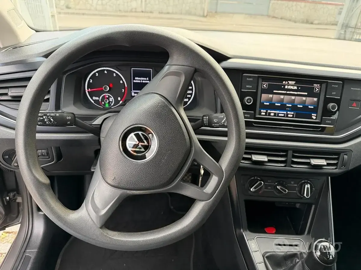 Usata VW Polo Comfortline 90 CV (66 kW) 2021 Grigio Utilitaria