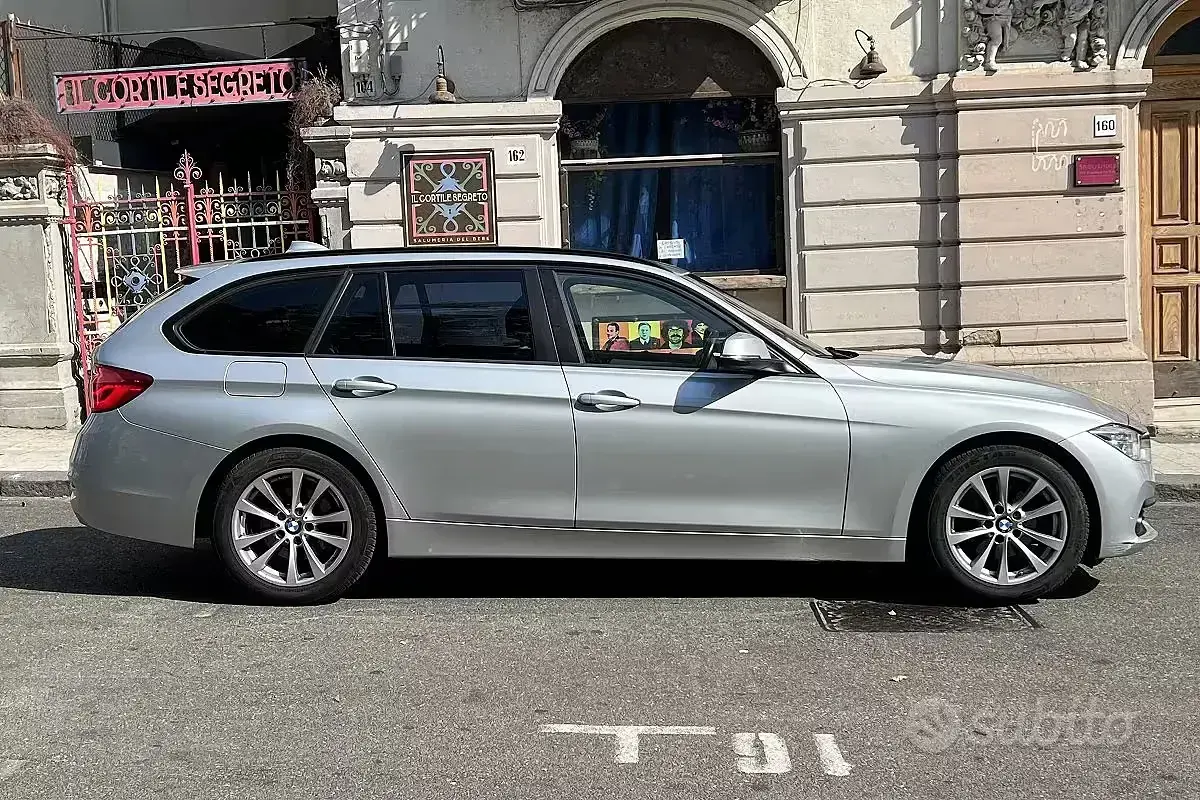 Usata BMW 318 Advantage 150 CV (110 kW) 2016 Grigio Station wagon