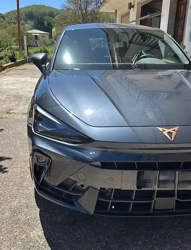 Usata Cupra Leon 150 CV (110 kW) 2024 Grigio Berlina