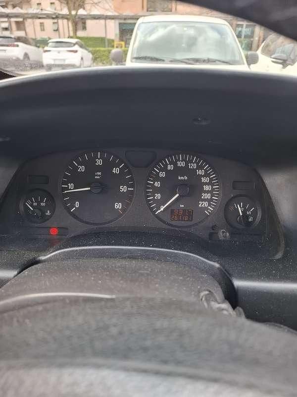 Usata Opel Zafira 101 CV (74 kW) 2005 Monovolume