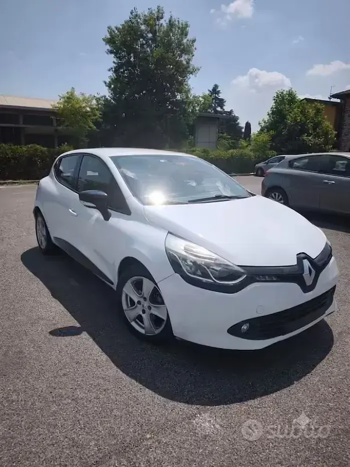 Usata Renault Clio IV 90 CV (66 kW) 2012 Bianco Berlina