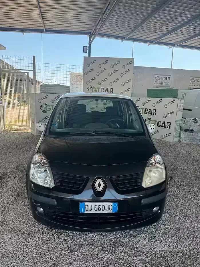 Usata Renault Modus Dynamique 85 CV (62 kW) 2007 Nero Monovolume