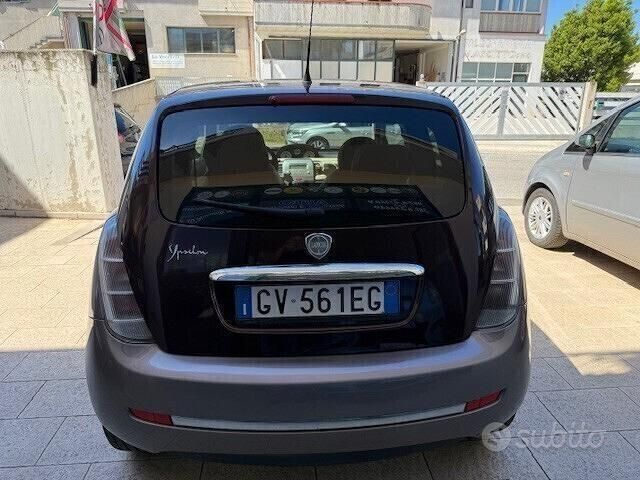 Usata Lancia Ypsilon 77 CV (56 kW) 2009 Marrone Utilitaria