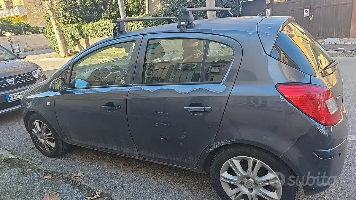 Usata Opel Corsa 75 CV (55 kW) 2008 Berlina