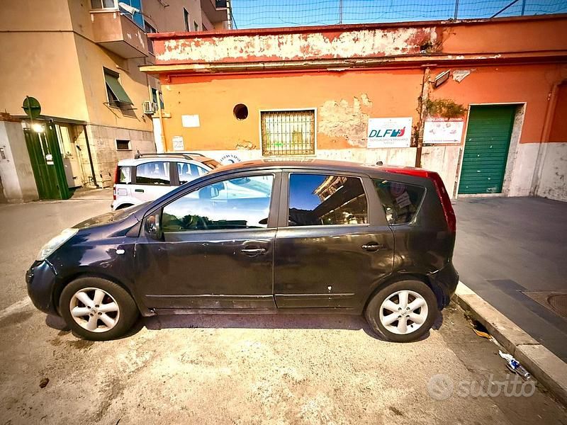 Usata Nissan Note 88 CV (64 kW) 2008 Nero Monovolume