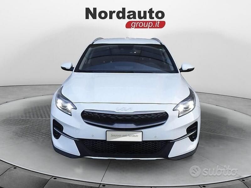 Usata Kia XCeed 141 CV (103 kW) 2022 Bianco SUV