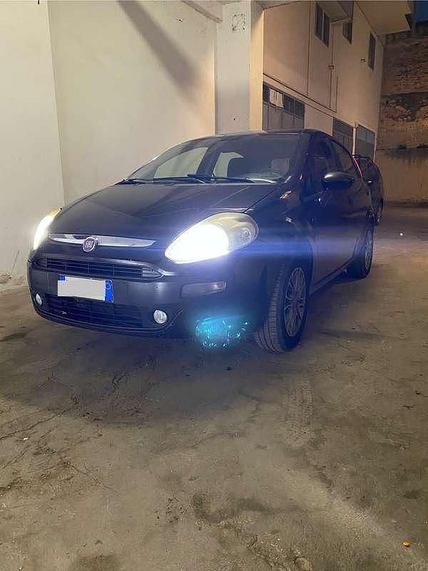 Usata Fiat Punto Evo Emotion 77 CV (56 kW) 2010 Utilitaria