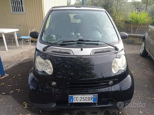 Usata Smart ForTwo Cabrio 2003 Nero Cabrio