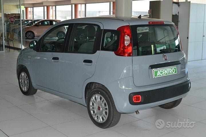 Usata Fiat Panda 70 CV (51 kW) 2022 Grigio Utilitaria
