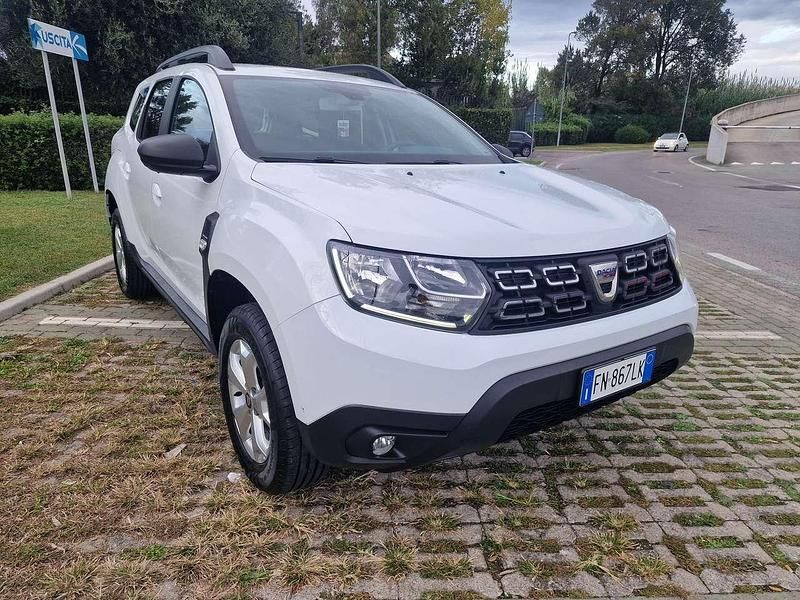 Bianco Usata 2018 Dacia Duster Lauréate SUV | 9500 € (Ottimo prezzo) - Immagine 1/4