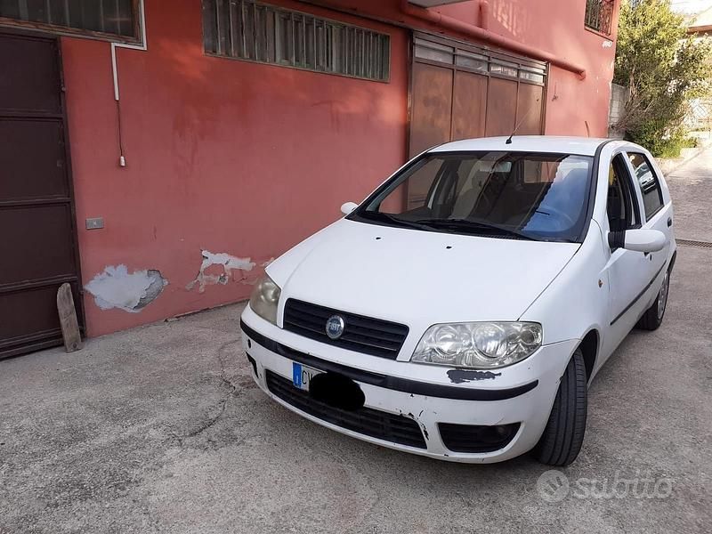 Usata Fiat Punto 2005 Bianco Utilitaria