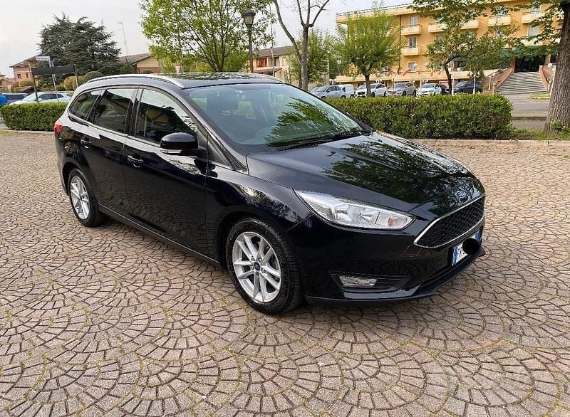 Usata Ford Focus 120 CV (88 kW) 2018 Nero Station wagon