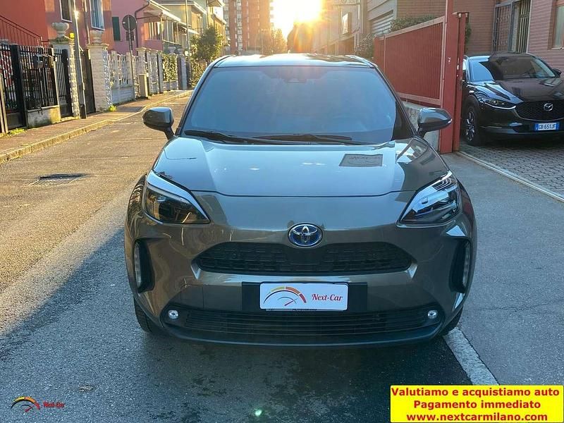 Usata Toyota Yaris Cross Trend 92 CV (67 kW) 2022 Grigio SUV